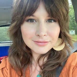 Meet your Posher, Jenn